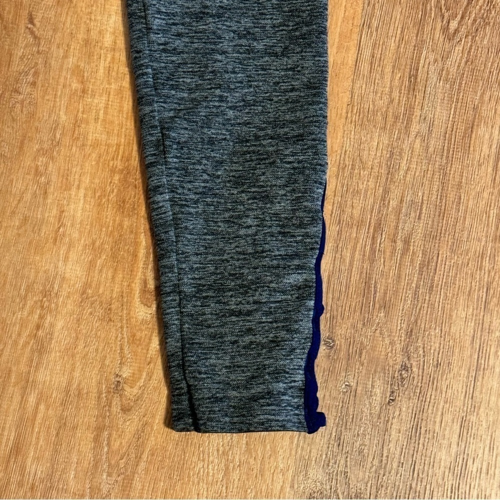 Grey Tights - Picture 6 of 10